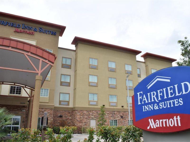 Fairfield Inn And Suites By Marriott North Spring Exterior photo