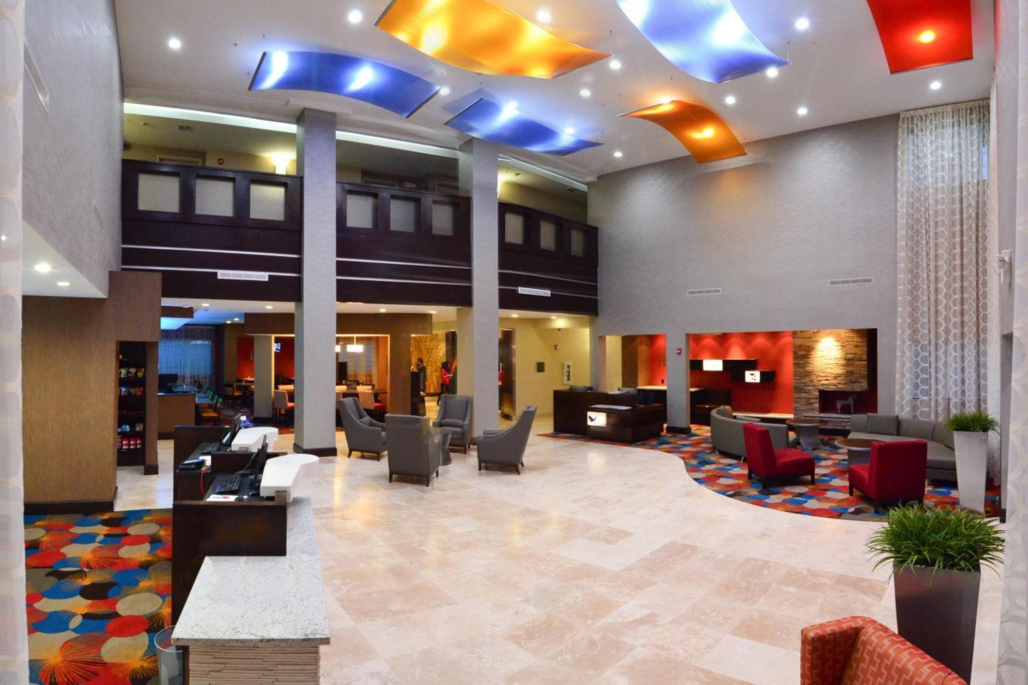 Fairfield Inn And Suites By Marriott North Spring Exterior photo