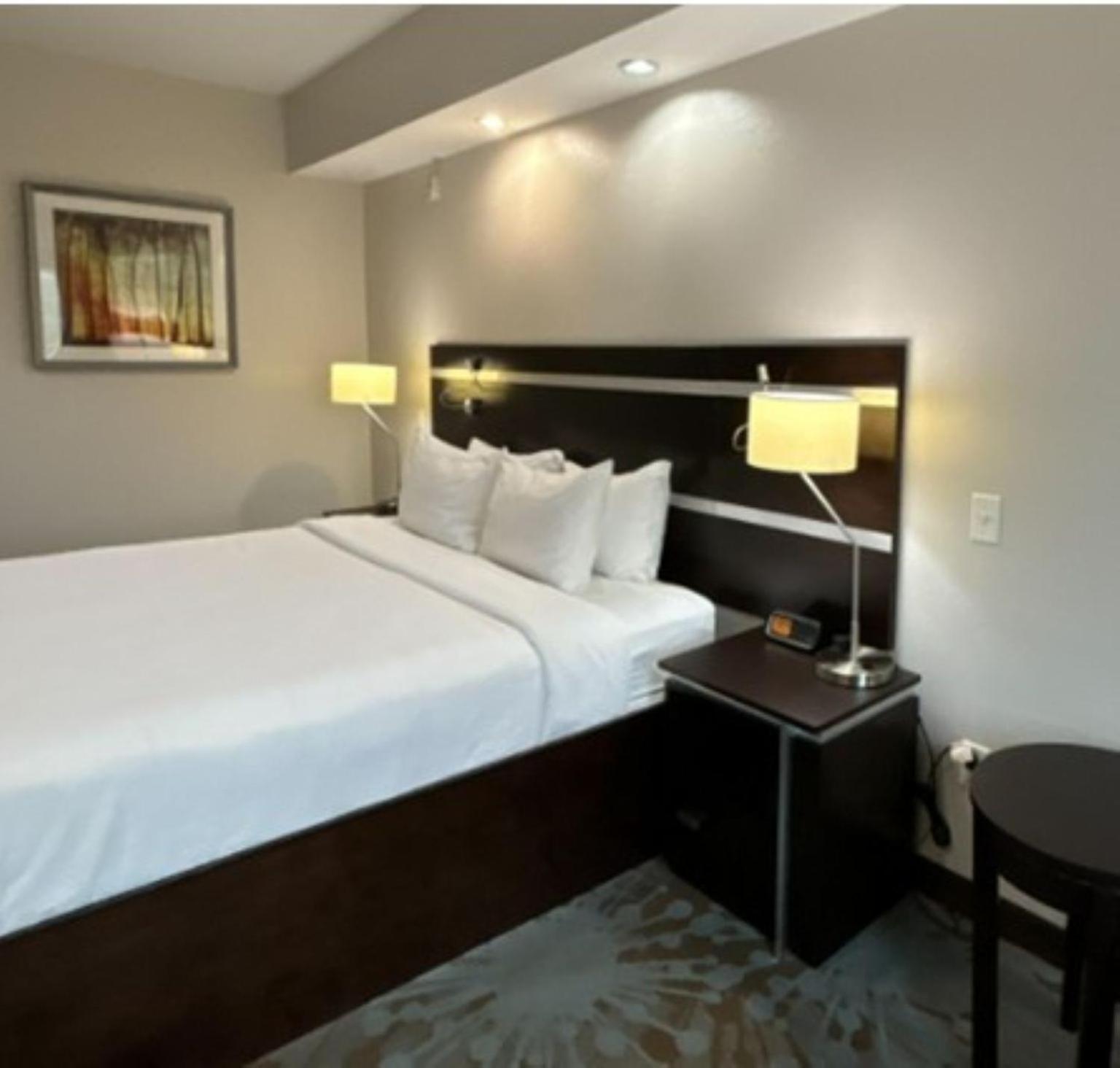 Fairfield Inn And Suites By Marriott North Spring Exterior photo